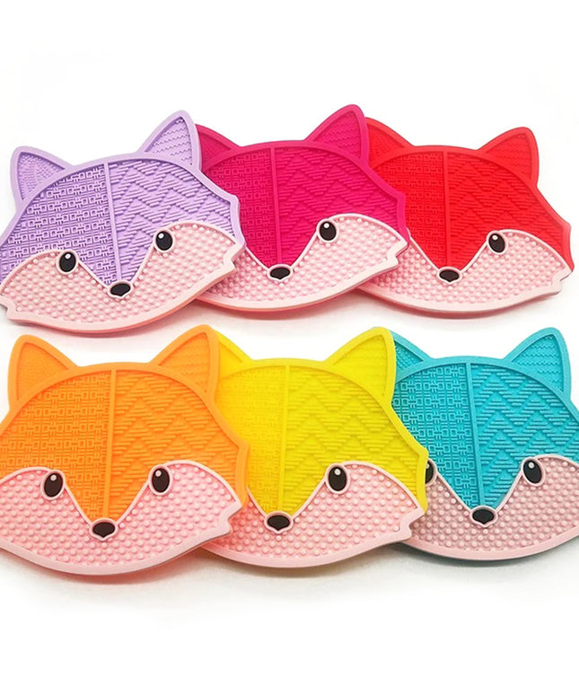 Fox Silicone Lick Mat for Dogs – Suction Feeding Mat