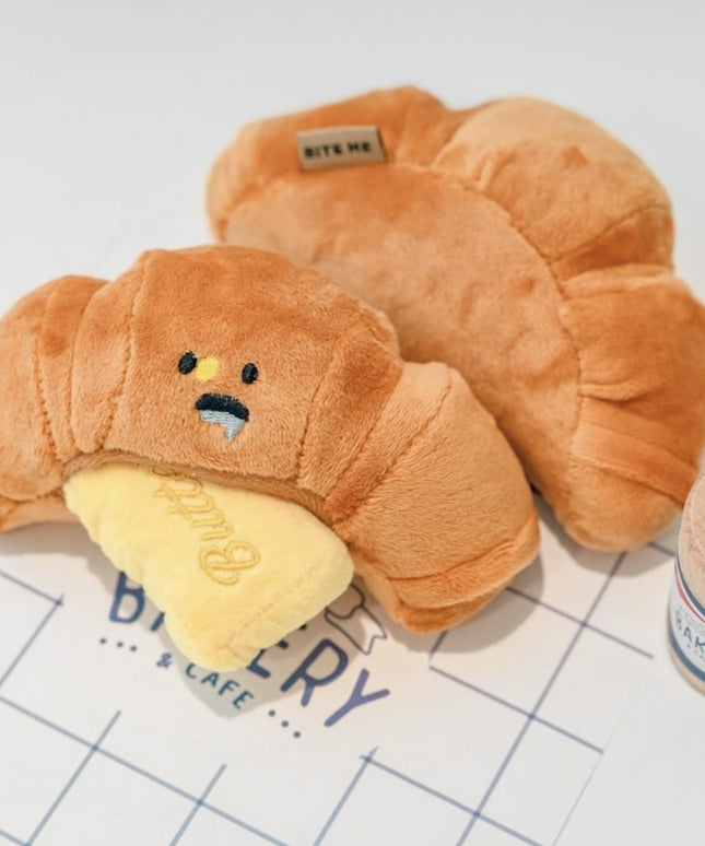 Croissant Nosework Dog Toy – Interactive Treat Puzzle
