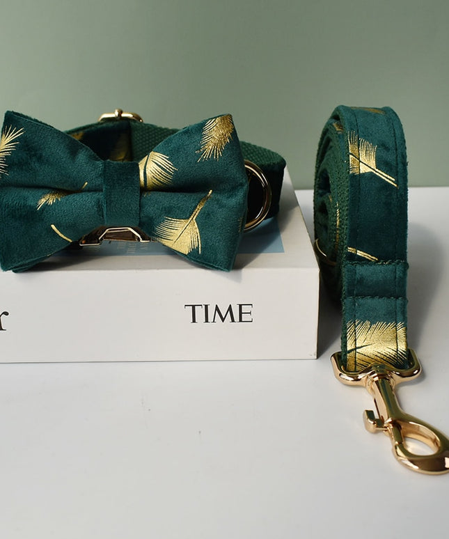 Forest Green Gold Leaves Leash